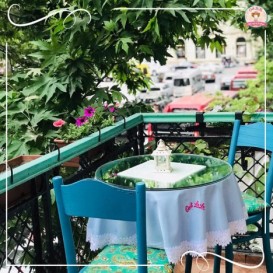 Bu məkana oğlanlar yalnız xanımlarla gedə bilərlər - REPORTAJ 