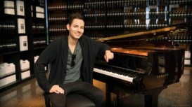 "Dünyanın ən cəld pianoçusu" - Bakıda