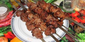 Tahir Əmiraslanov:Kababımızı yeyib "dəli olurlar”