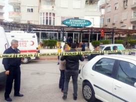 İşdən çıxarılan ofisiant müdürünü öldürüb, intihar etdi