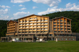 "Chenot Palace" işçi axtarır - VAKANSİYA
