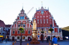 Riqada payız gəzintisi