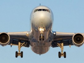 Bakı-Gəncə aviareysi təxirə salındı