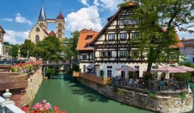 İnsanların xoşbəxt olduğu 10 şəhər