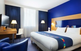 "Park inn by Radisson Hotel" işçi axtarır - VAKANSİYA