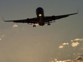 Moskvaya uçan Türkiyə təyyarəsi məcburi eniş etdi