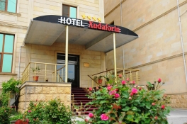 Xudaferin Hotel