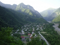 Kənd evi-95 Qax rayonu Qum kəndi